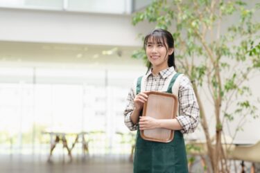 飲食店のランナーとは？仕事内容・求められるスキル・求人探しのコツまで解説